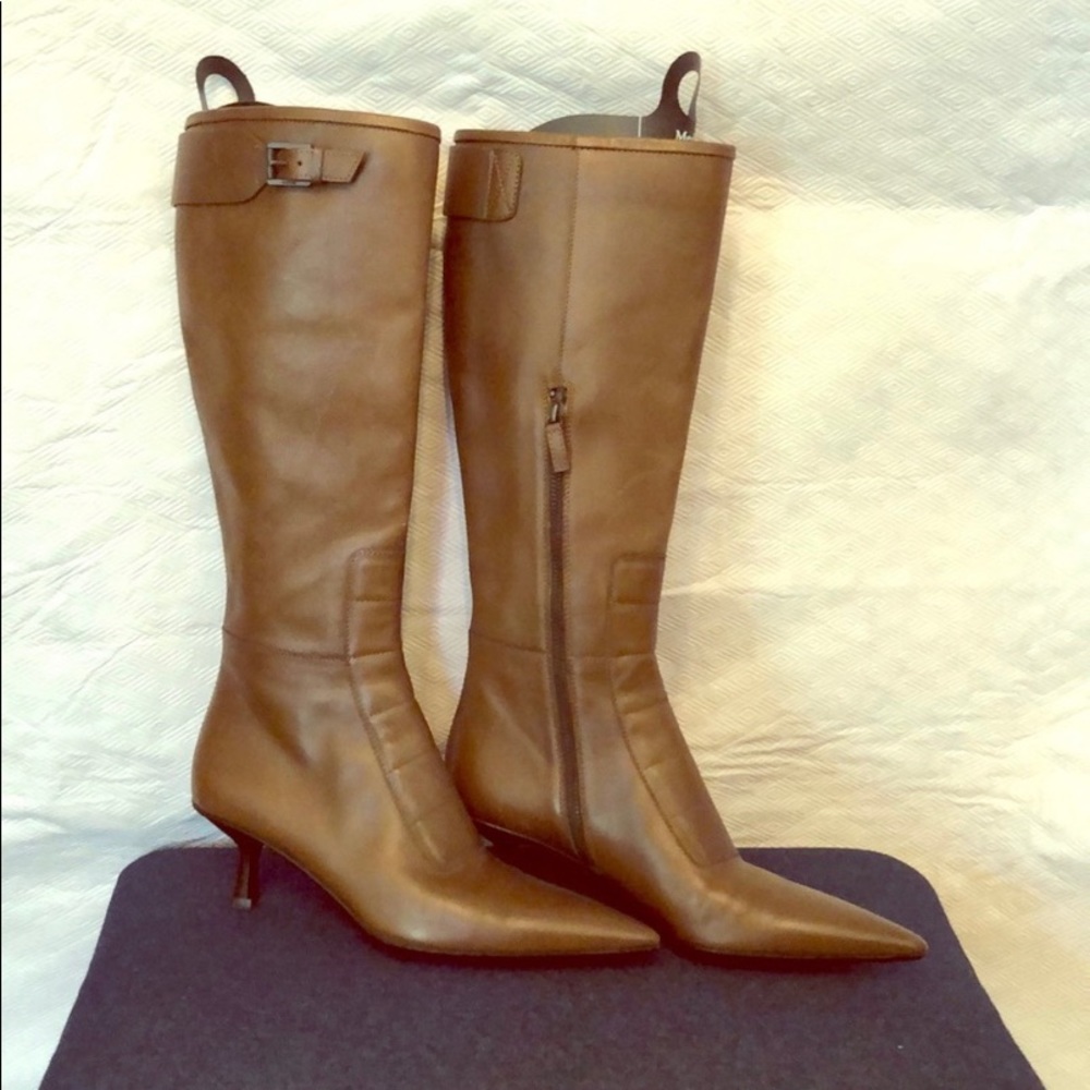Gucci Knee-High Boots, EUC